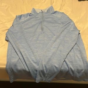 Light weight Vineyard Vines quarter zip